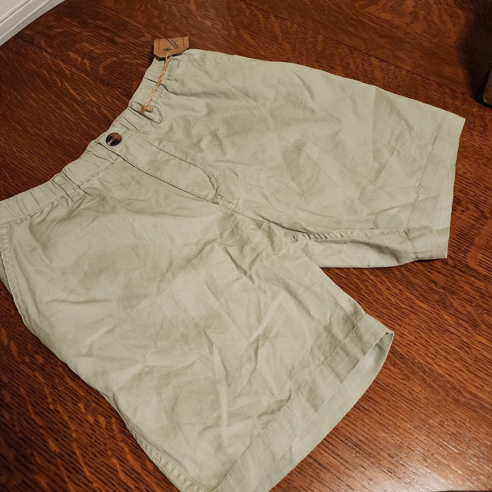 Authentic‎ Gear N.E. Limited  Khaki Shorts Mens Size Med Causal Preppy New. Fun